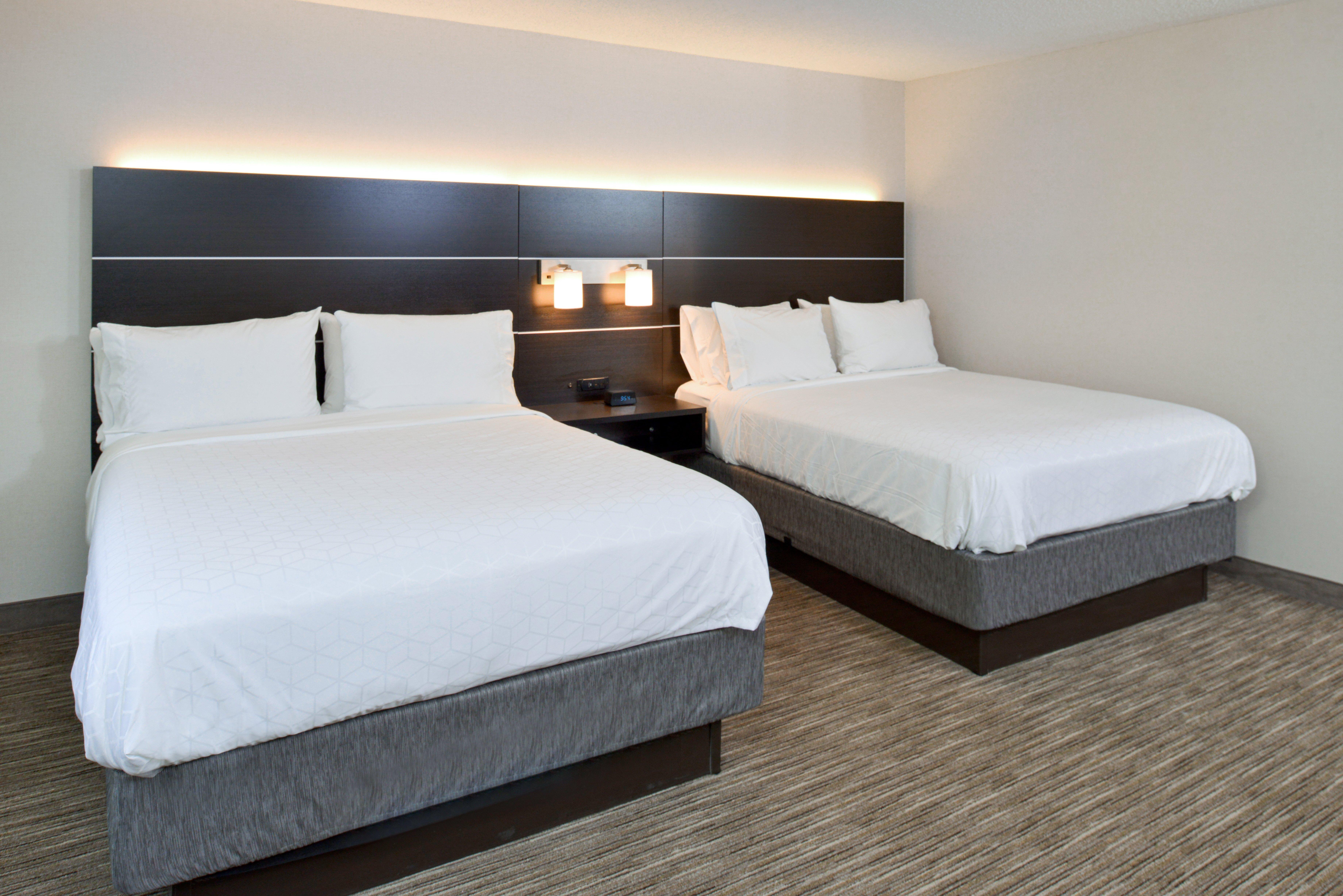 Holiday Inn Express Wixom By Ihg Exterior foto